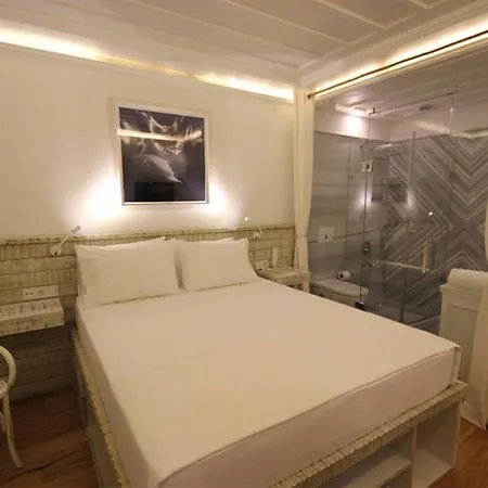 Pur Beyaz Szálloda Cunda