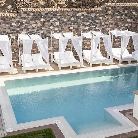 Pur Beyaz Szálloda Cunda