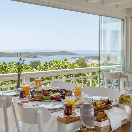 Pur Beyaz Szálloda 3*